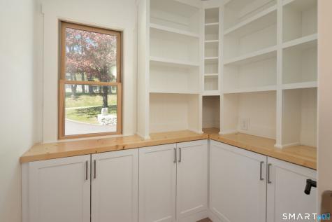 9 Woodcrest Lane Salisbury CT 06039