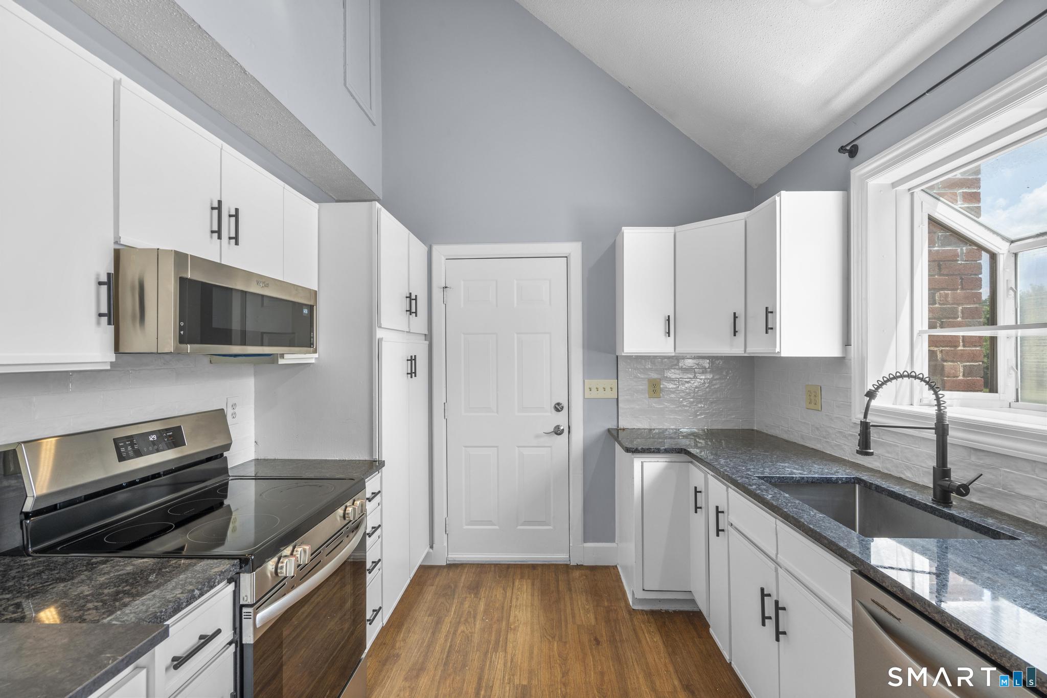 103 Birch Road Mansfield CT 06268