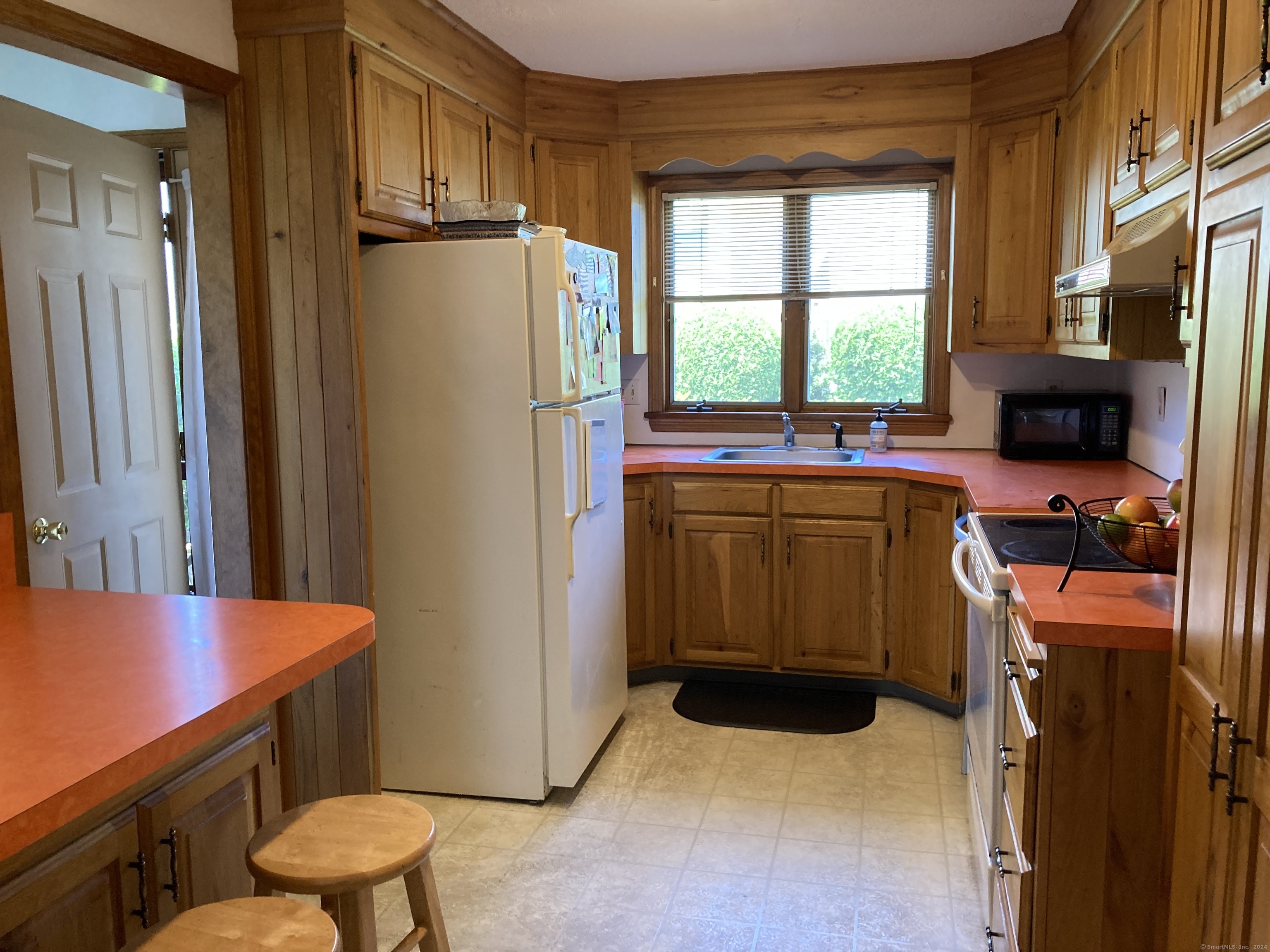100 Dudley Avenue Old Saybrook CT 06475