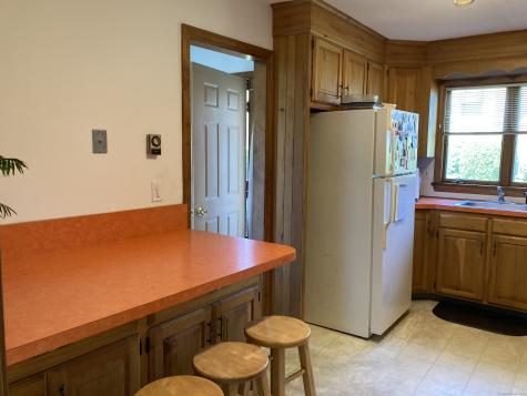 100 Dudley Avenue Old Saybrook CT 06475