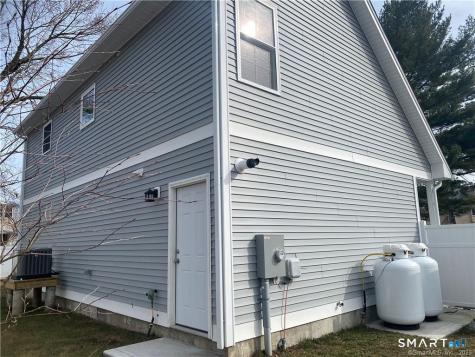 8 Svea Avenue Branford CT 06405