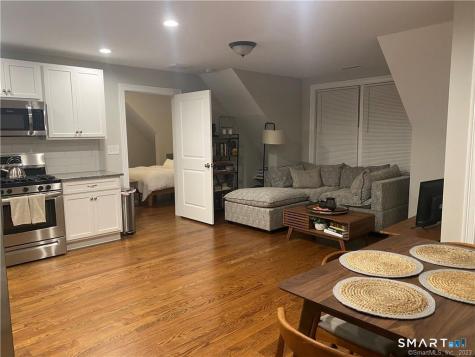 8 Svea Avenue Branford CT 06405