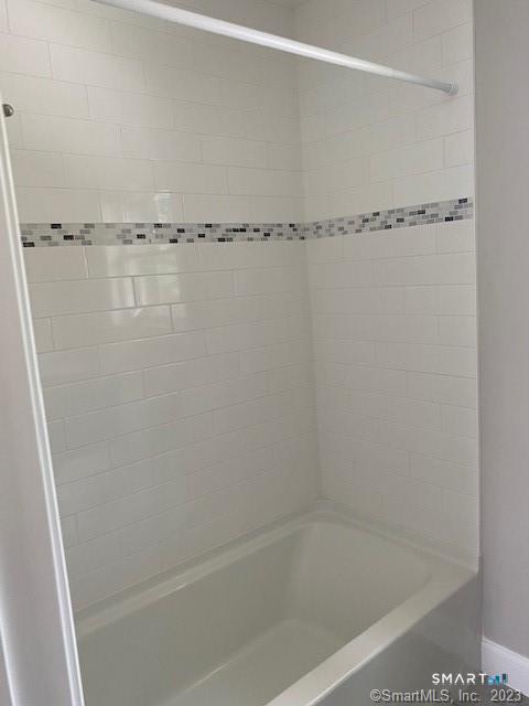 8 Svea Avenue Branford CT 06405
