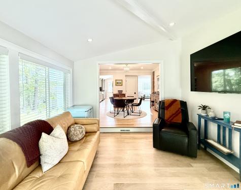 -225 Hoyt Street Darien CT 06820