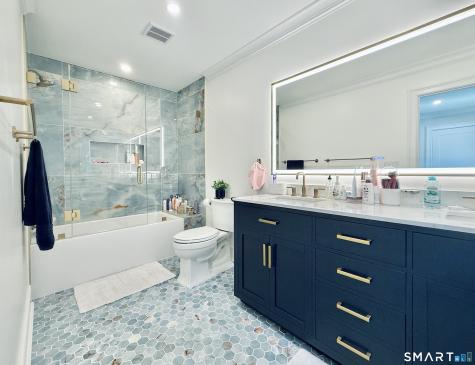 -225 Hoyt Street Darien CT 06820
