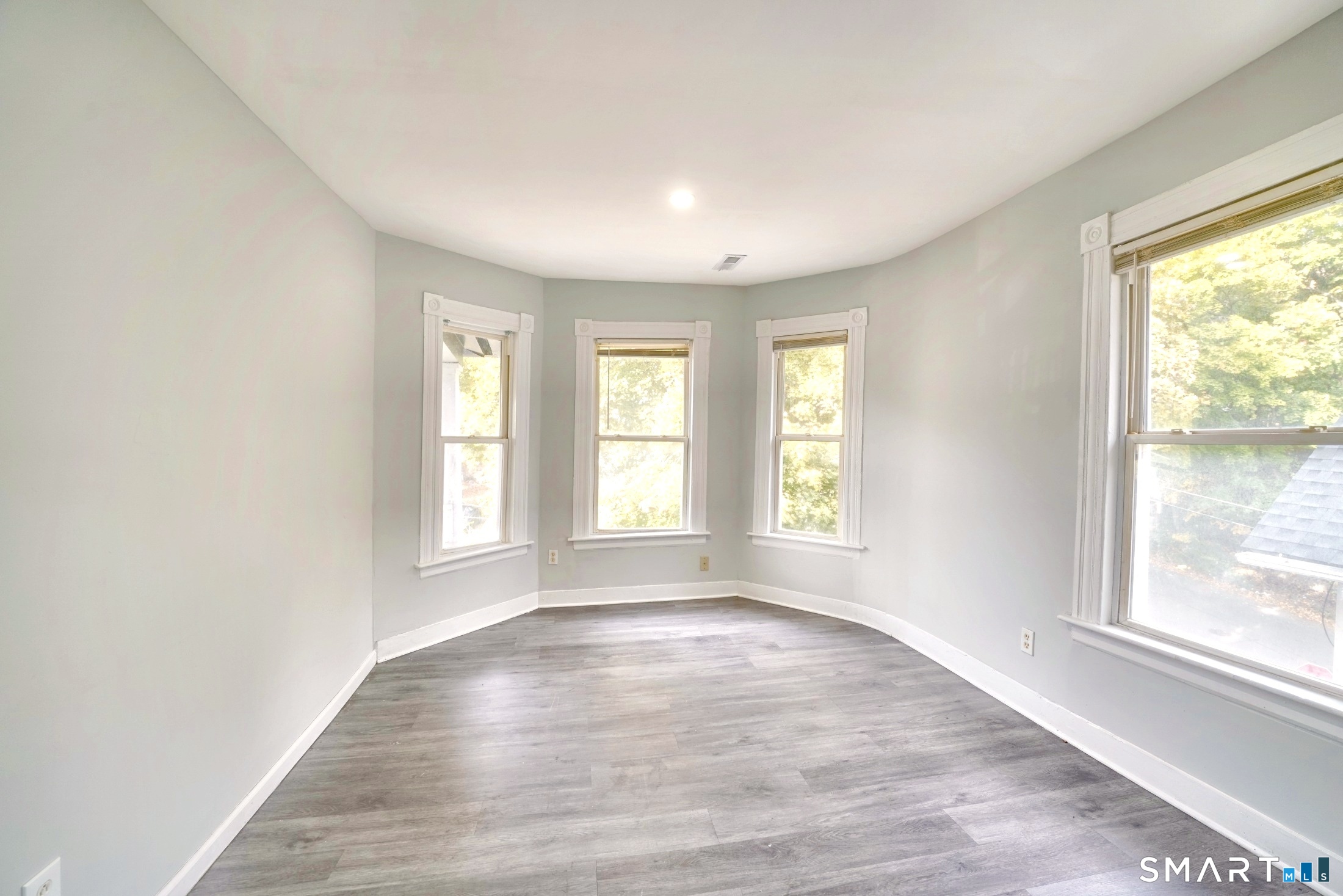 7 Ridgewood Street Waterbury CT 06710