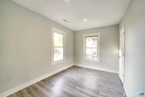 7 Ridgewood Street Waterbury CT 06710