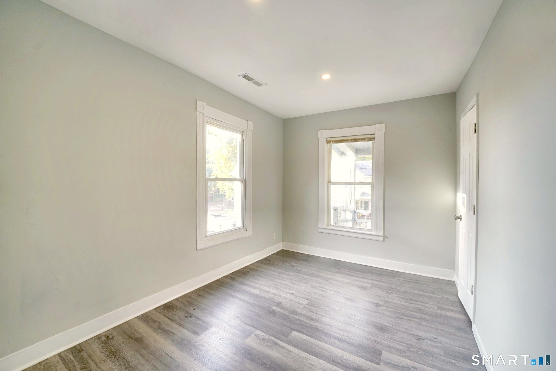 7 Ridgewood Street Waterbury CT 06710