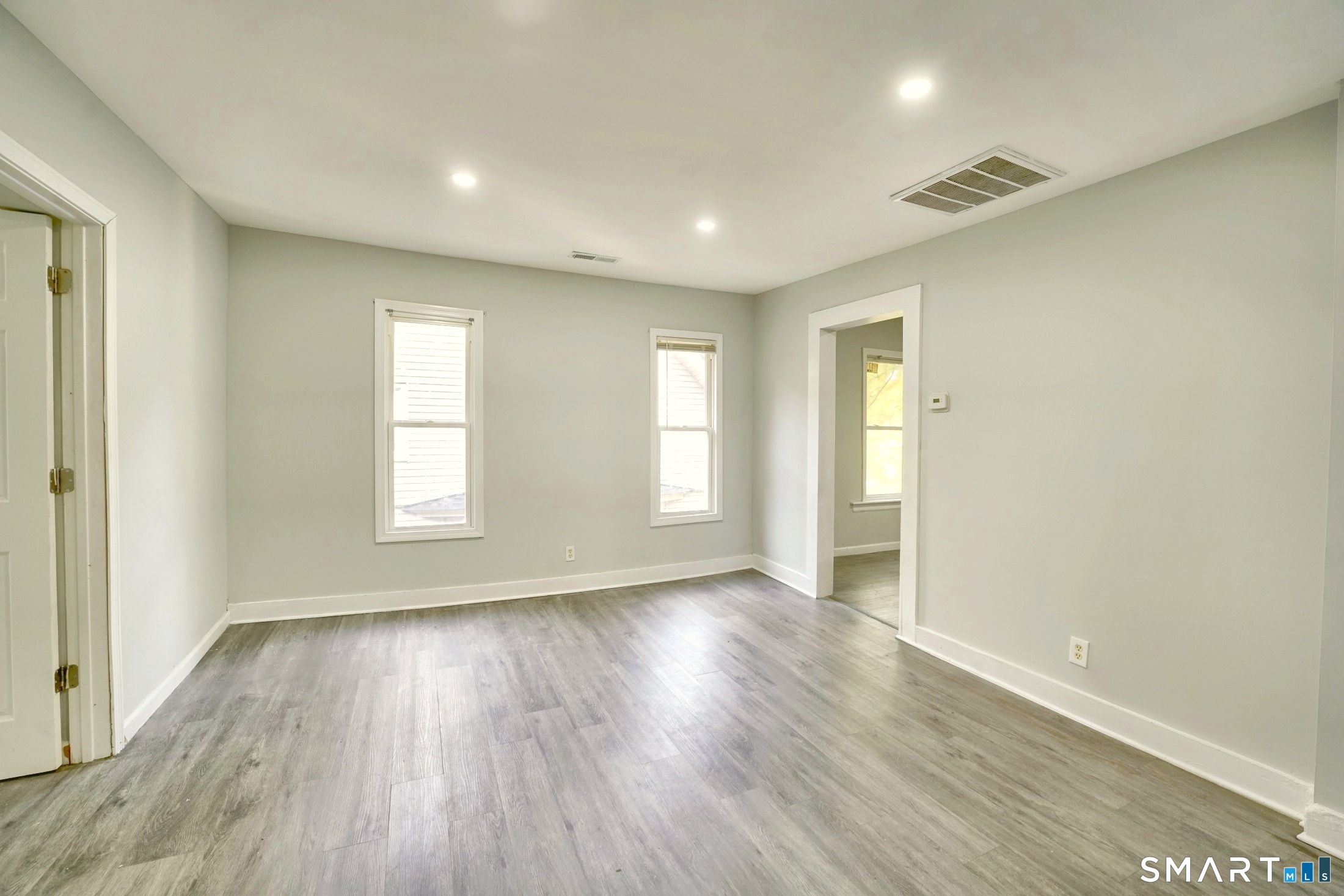 7 Ridgewood Street Waterbury CT 06710