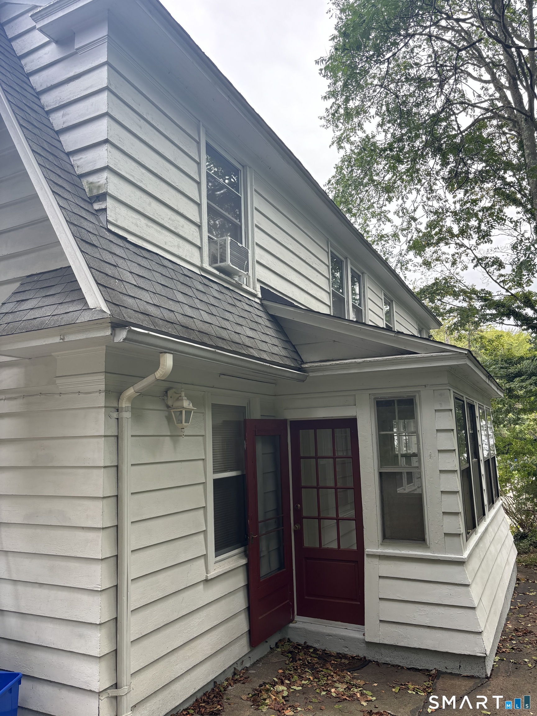 46 Chestnut Street Branford CT 06405