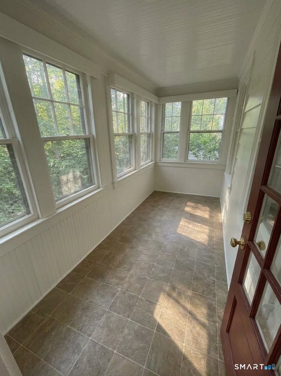 46 Chestnut Street Branford CT 06405