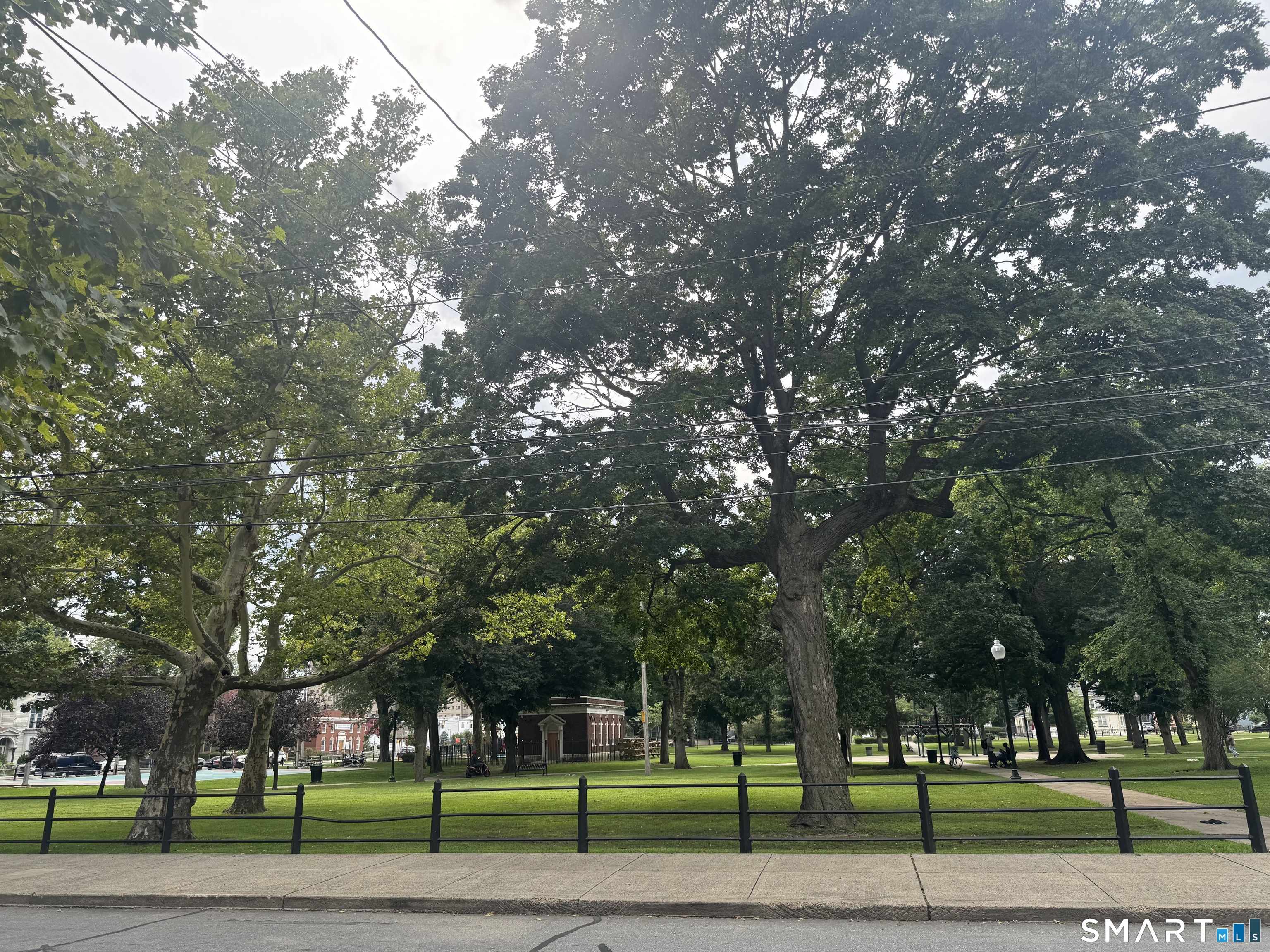 582 Kossuth Street Bridgeport CT 06608