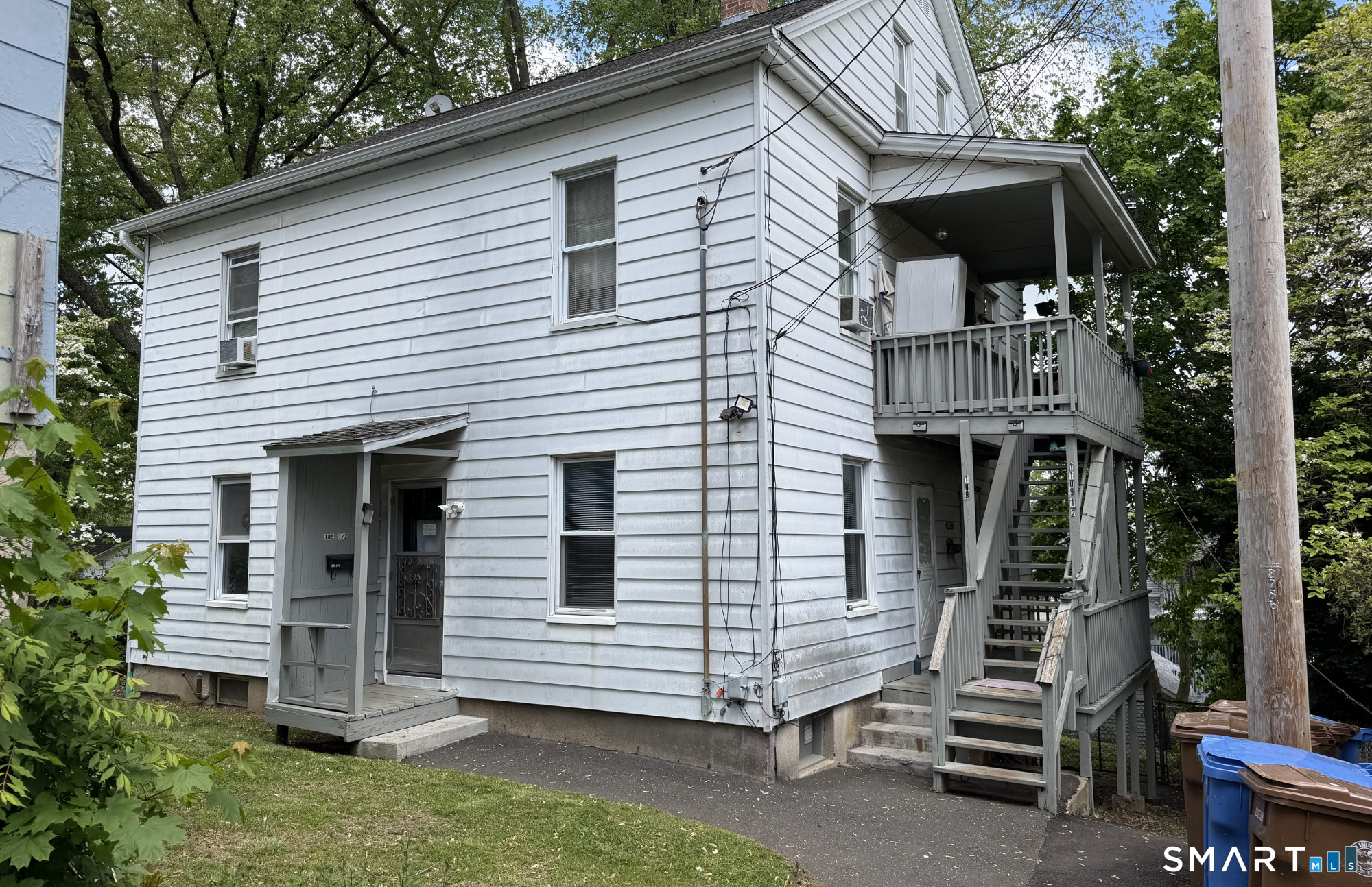 109 1/2 Oak Avenue Shelton CT 06484