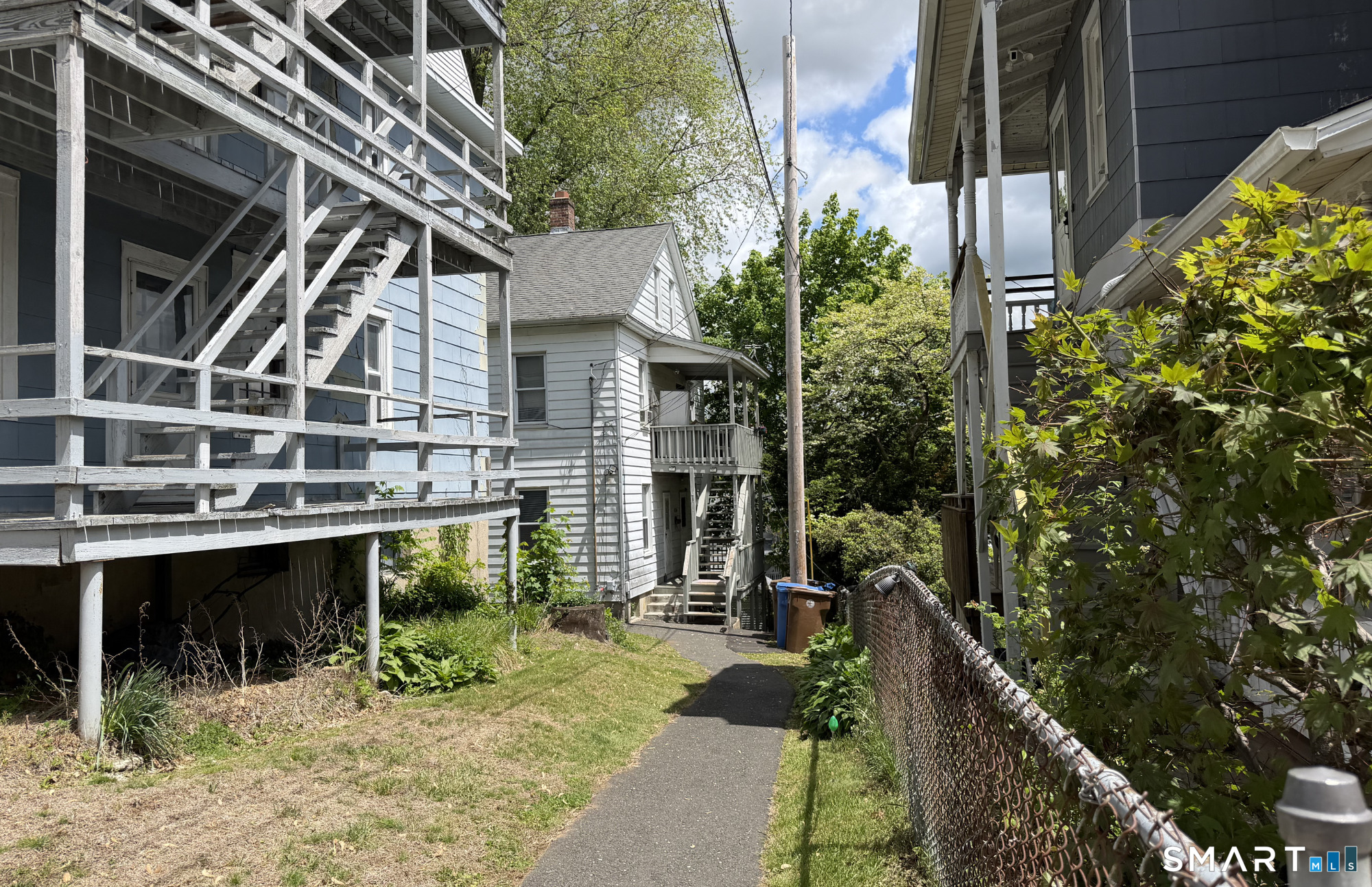 109 1/2 Oak Avenue Shelton CT 06484