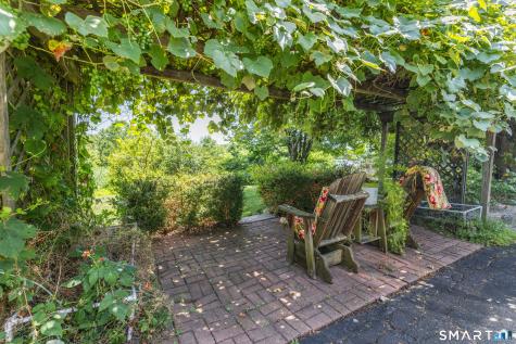 2 Sutula Road Suffield CT 06078
