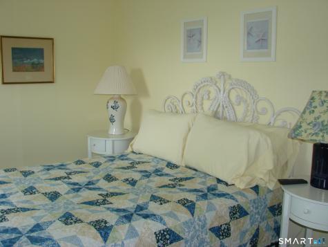 9 Red Bird Trail Old Saybrook CT 06475
