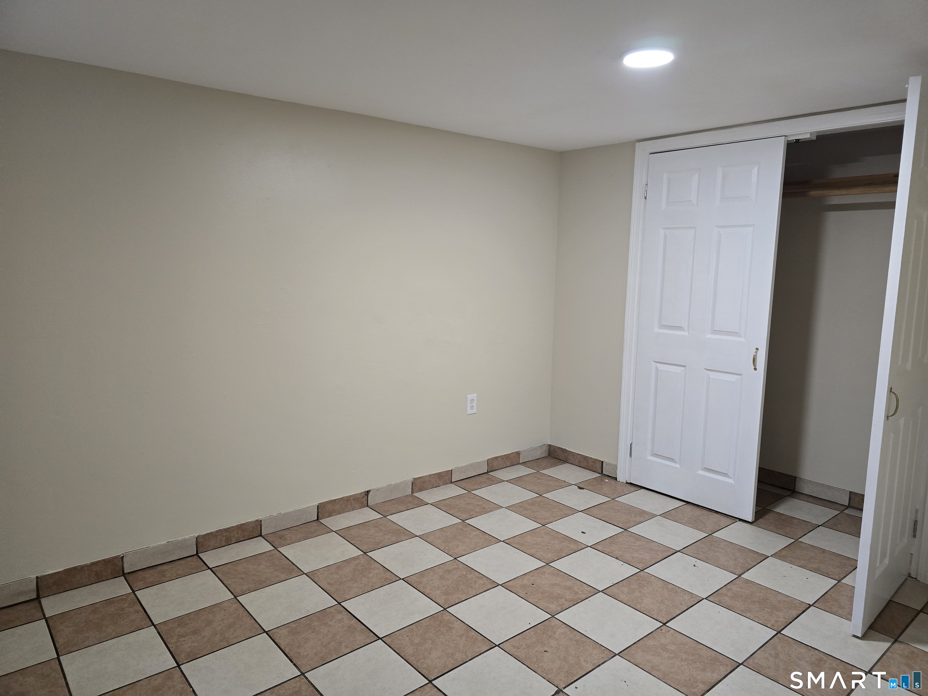 15 Lawlor Street New Britain CT 06051