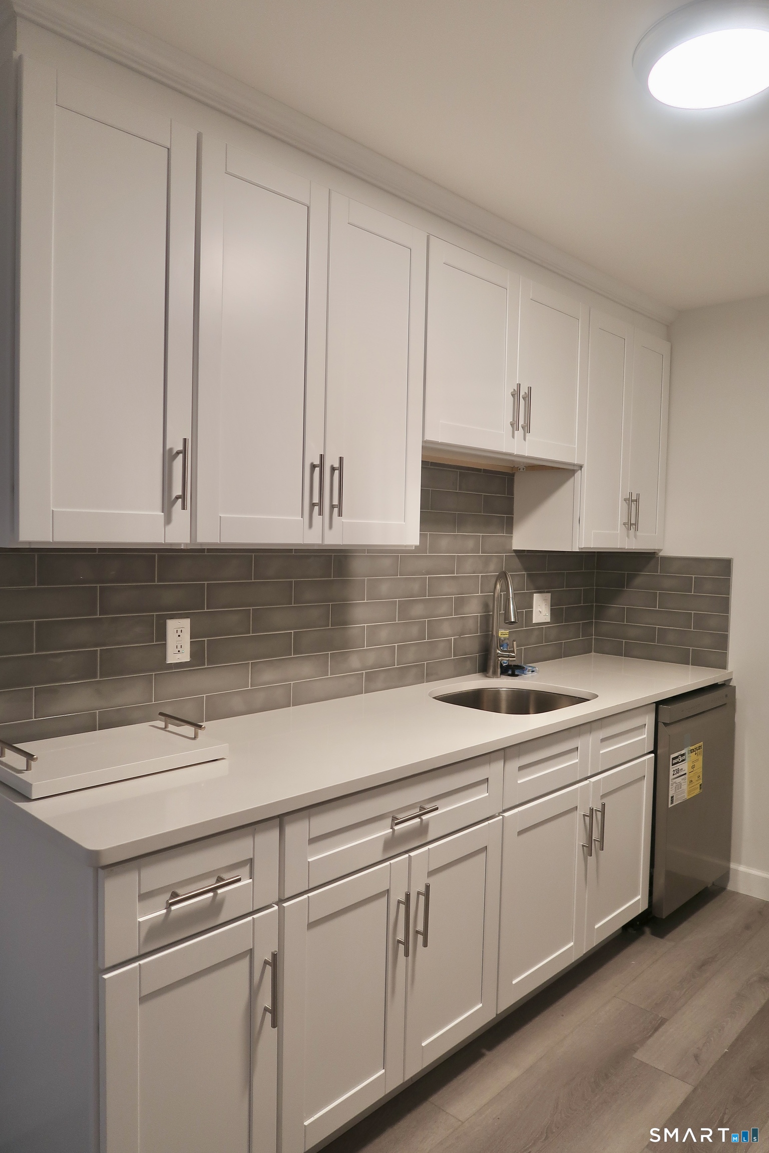 20 Woodsedge Drive Newington CT 06111
