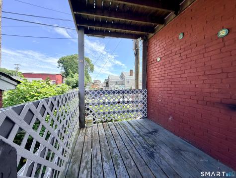 36 Truman Street New London CT 06320