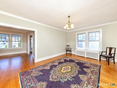 89 Maplewood Avenue West Hartford CT 06119