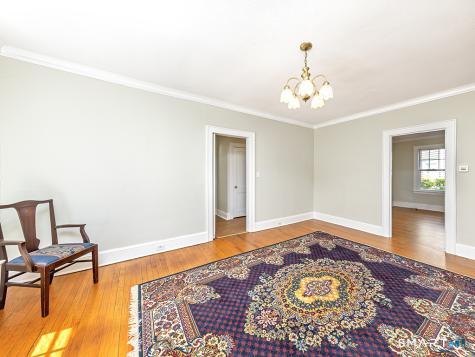 89 Maplewood Avenue West Hartford CT 06119