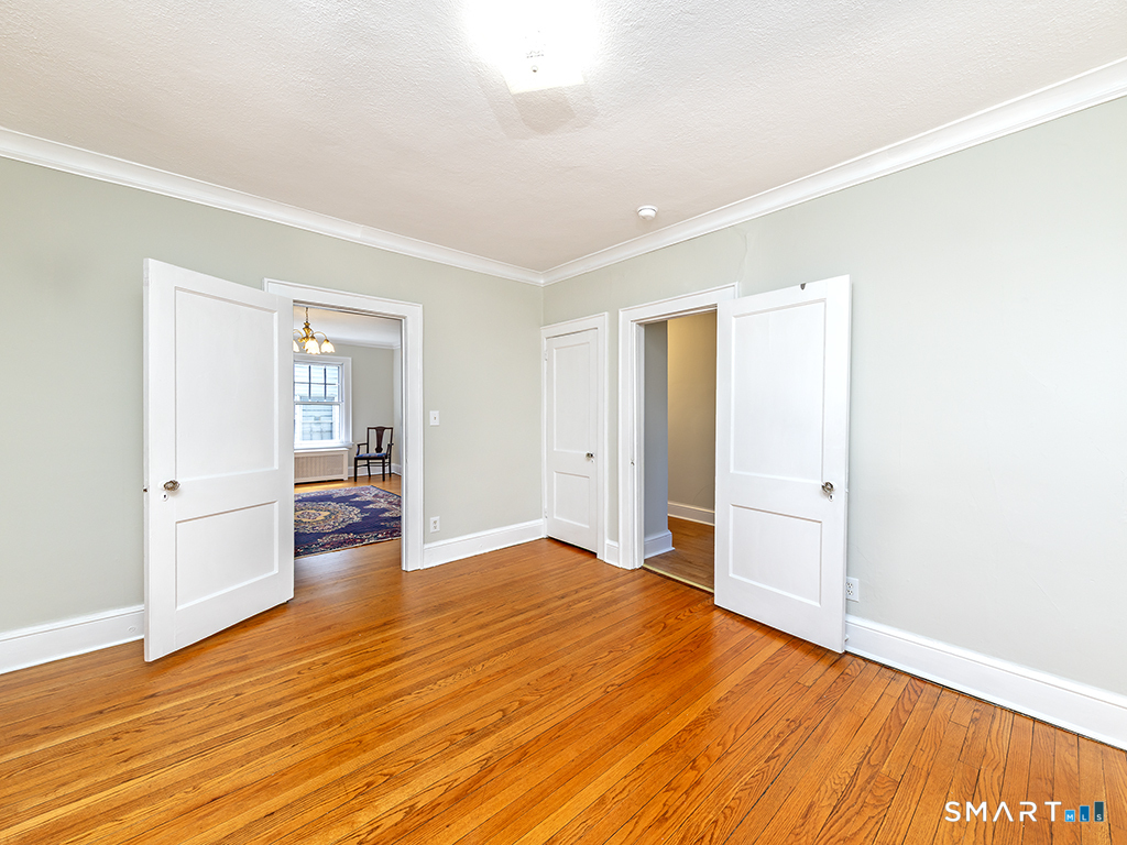 89 Maplewood Avenue West Hartford CT 06119