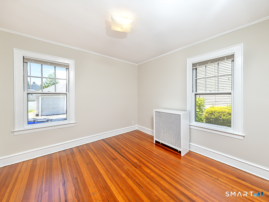 89 Maplewood Avenue West Hartford CT 06119