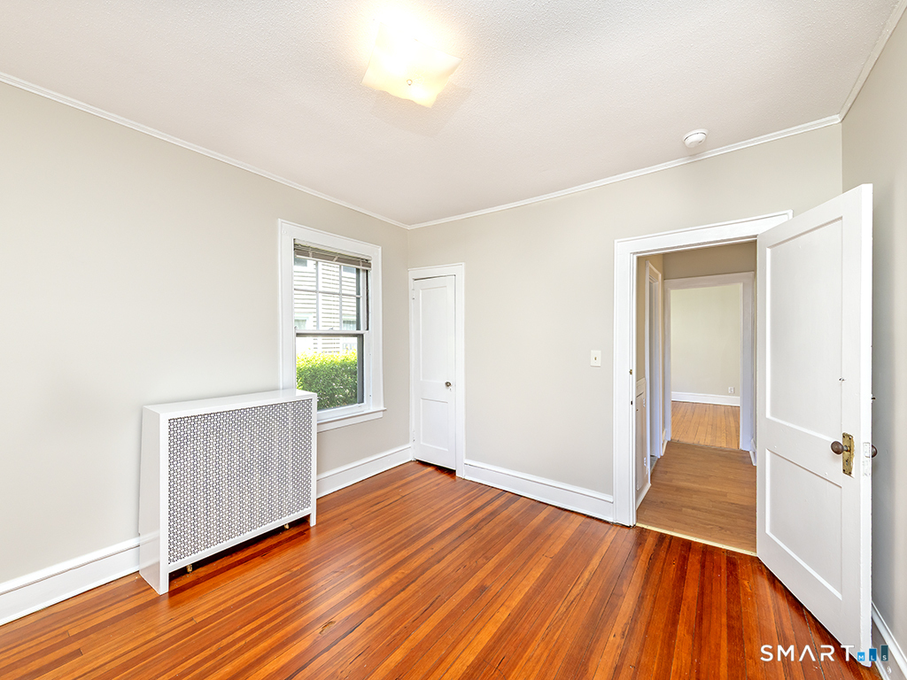 89 Maplewood Avenue West Hartford CT 06119