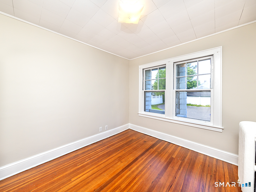89 Maplewood Avenue West Hartford CT 06119