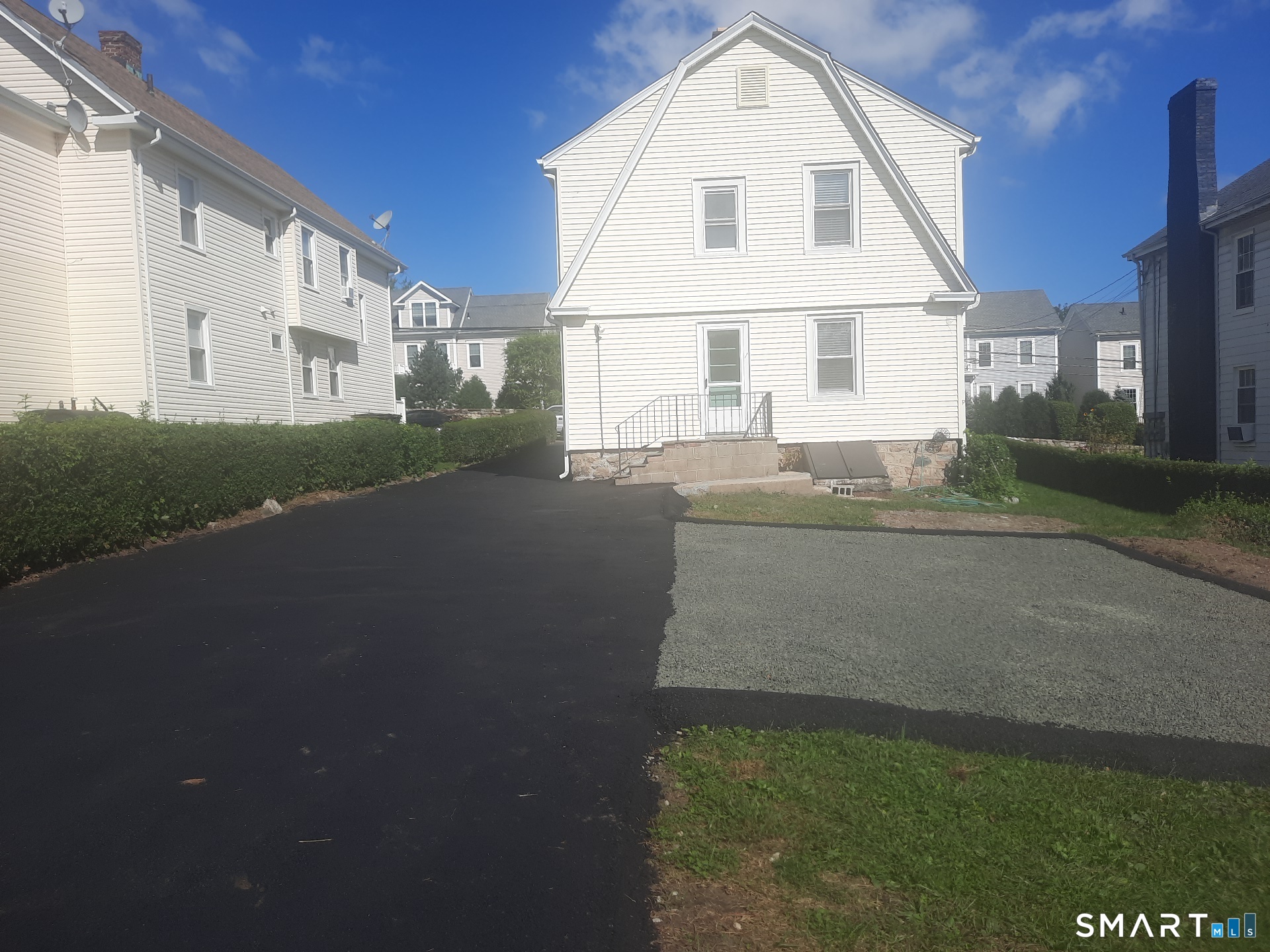 144 Colonial Road Stamford CT 06906