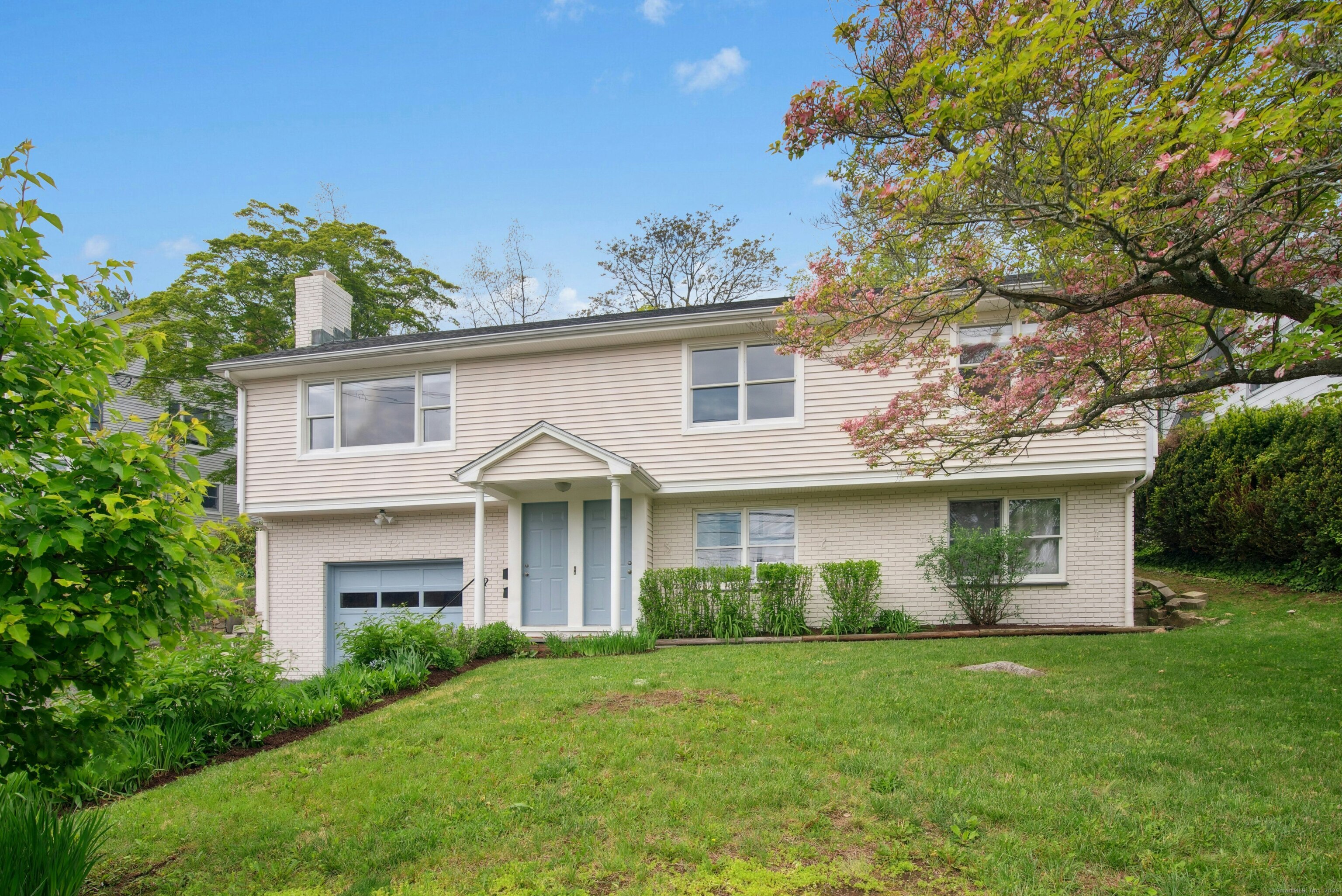 74 Locust Avenue New Canaan CT 06840