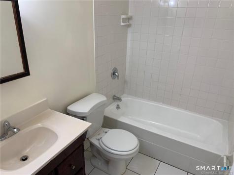 12 Irving Place Danbury CT 06810