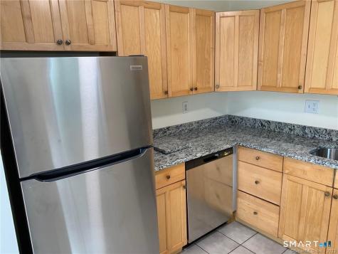 12 Irving Place Danbury CT 06810