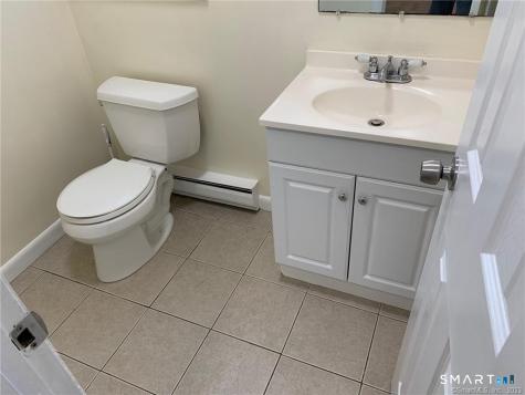 12 Irving Place Danbury CT 06810