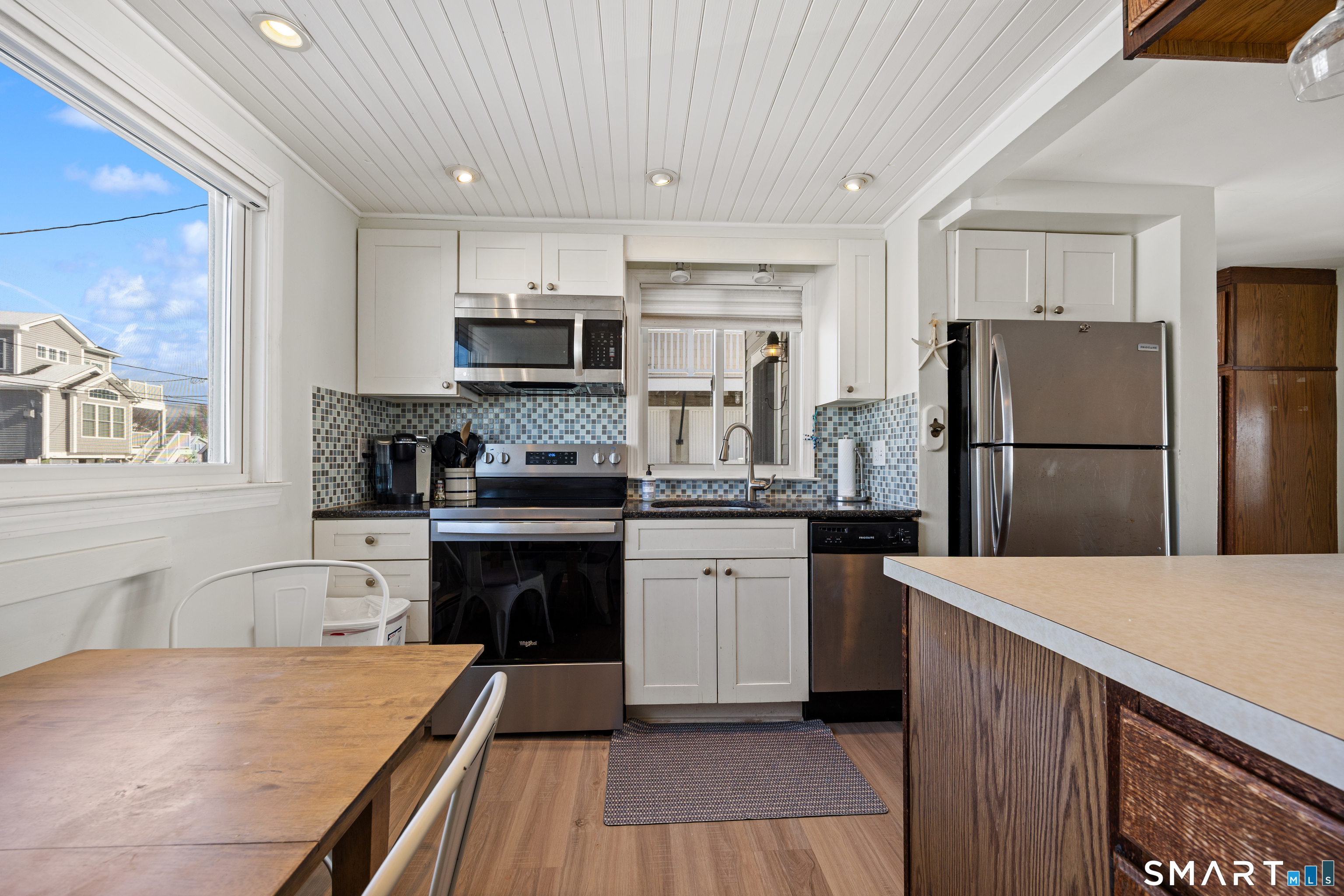 33 Beach West Road Old Saybrook CT 06475