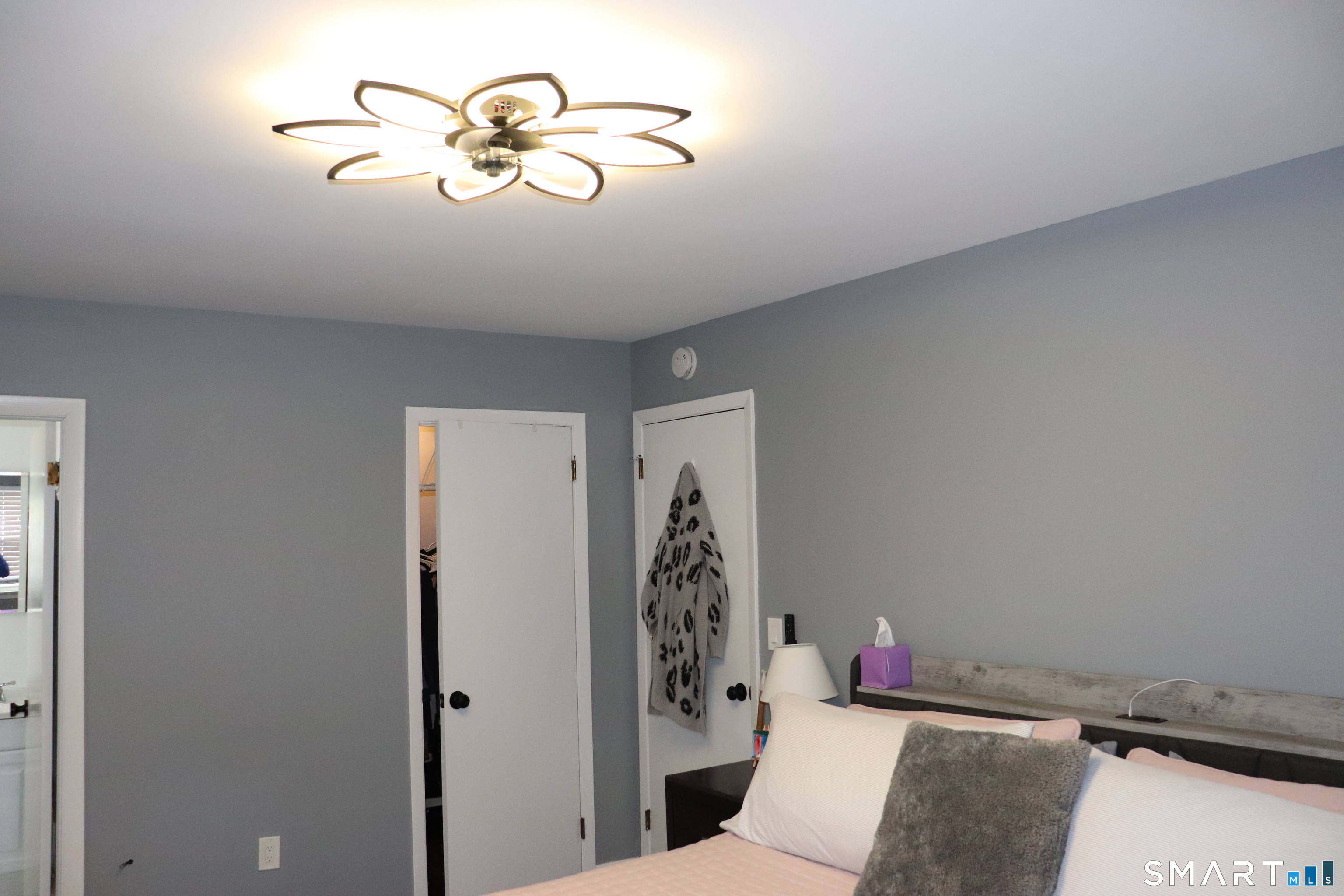 442 Surrey Lane Fairfield CT 06824