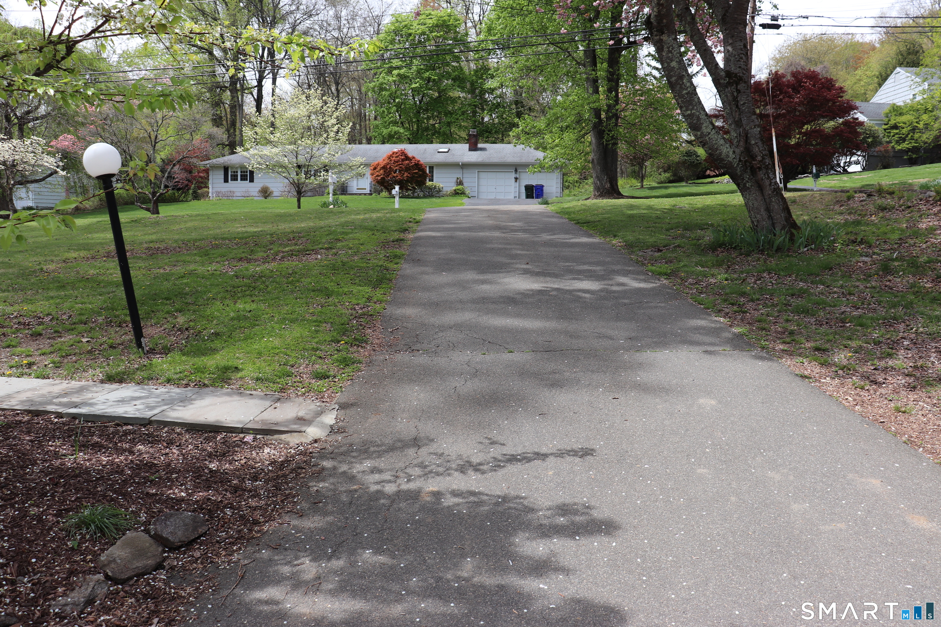 442 Surrey Lane Fairfield CT 06824