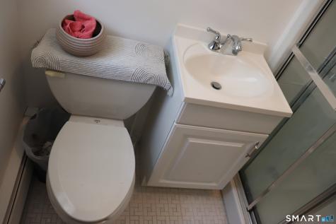 442 Surrey Lane Fairfield CT 06824