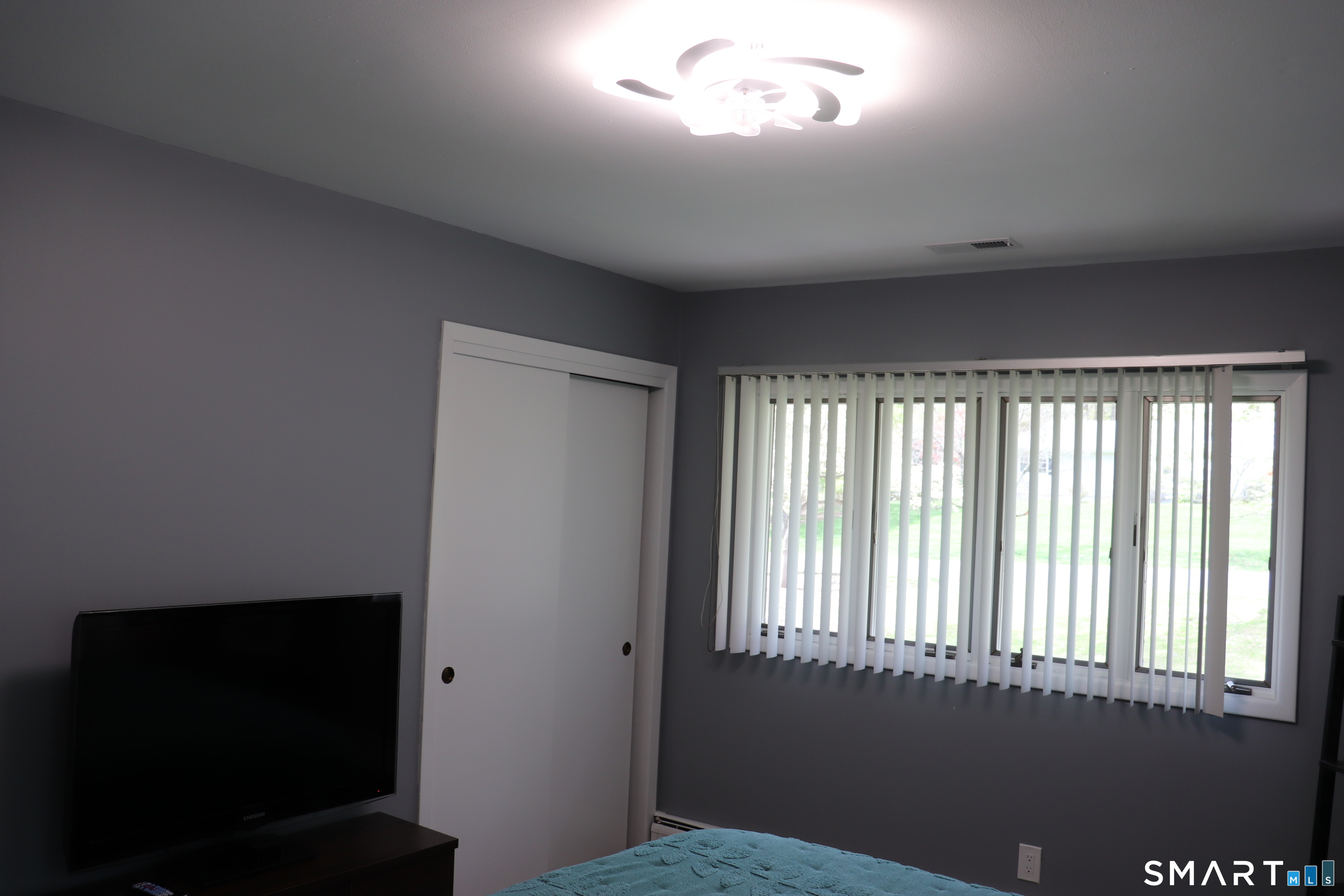 442 Surrey Lane Fairfield CT 06824