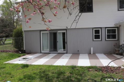442 Surrey Lane Fairfield CT 06824
