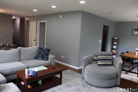 442 Surrey Lane Fairfield CT 06824