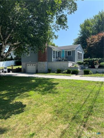 16 Clearwater Road Old Saybrook CT 06475