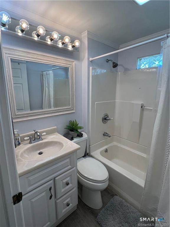 16 Clearwater Road Old Saybrook CT 06475