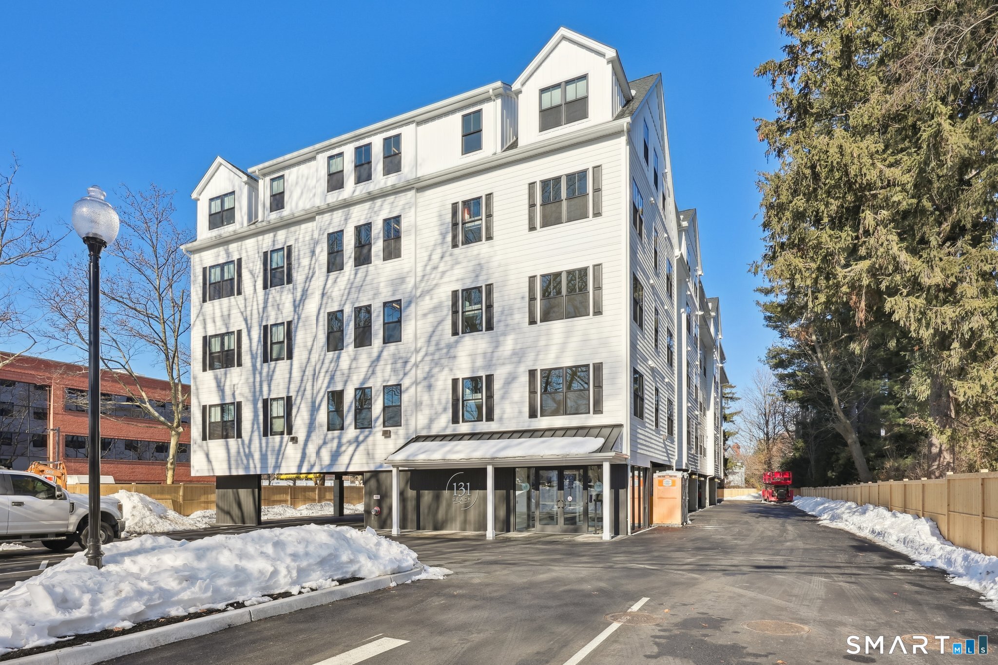 131 Beach Road Fairfield CT 06824