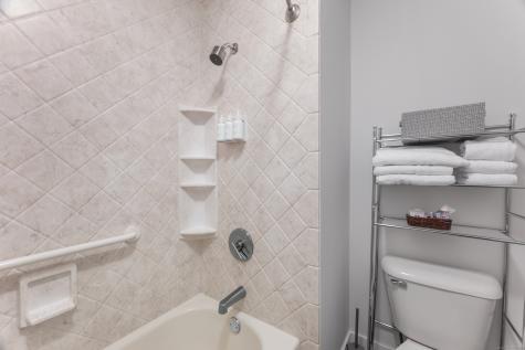 2124 Old Pond Lane Norwich CT 06360