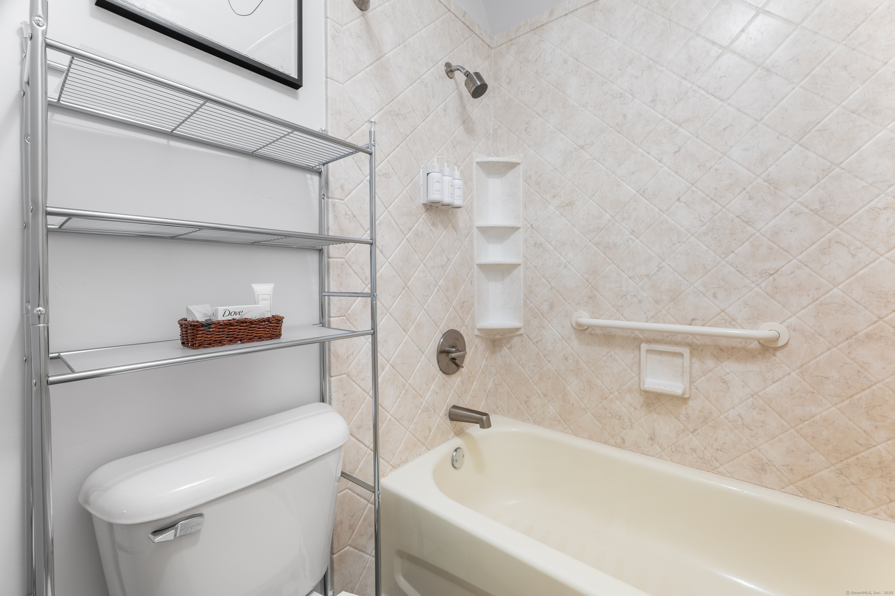 2124 Old Pond Lane Norwich CT 06360