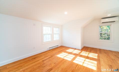 1154 Poquonnock Road Groton CT 06340