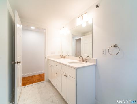 1154 Poquonnock Road Groton CT 06340