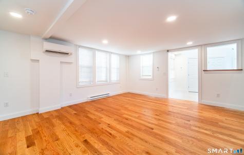 1154 Poquonnock Road Groton CT 06340