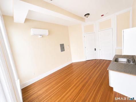 105 Bank Street Waterbury CT 06702